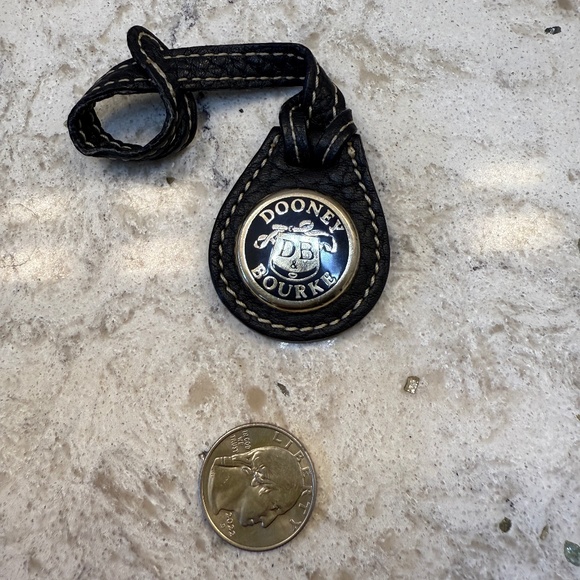 Dooney & Bourke Black Leather replacement fob - Picture 1 of 5